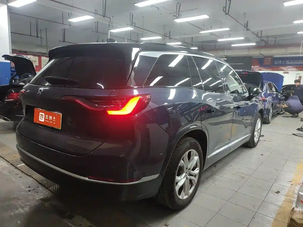 NIO ES8 — миниатюра 3