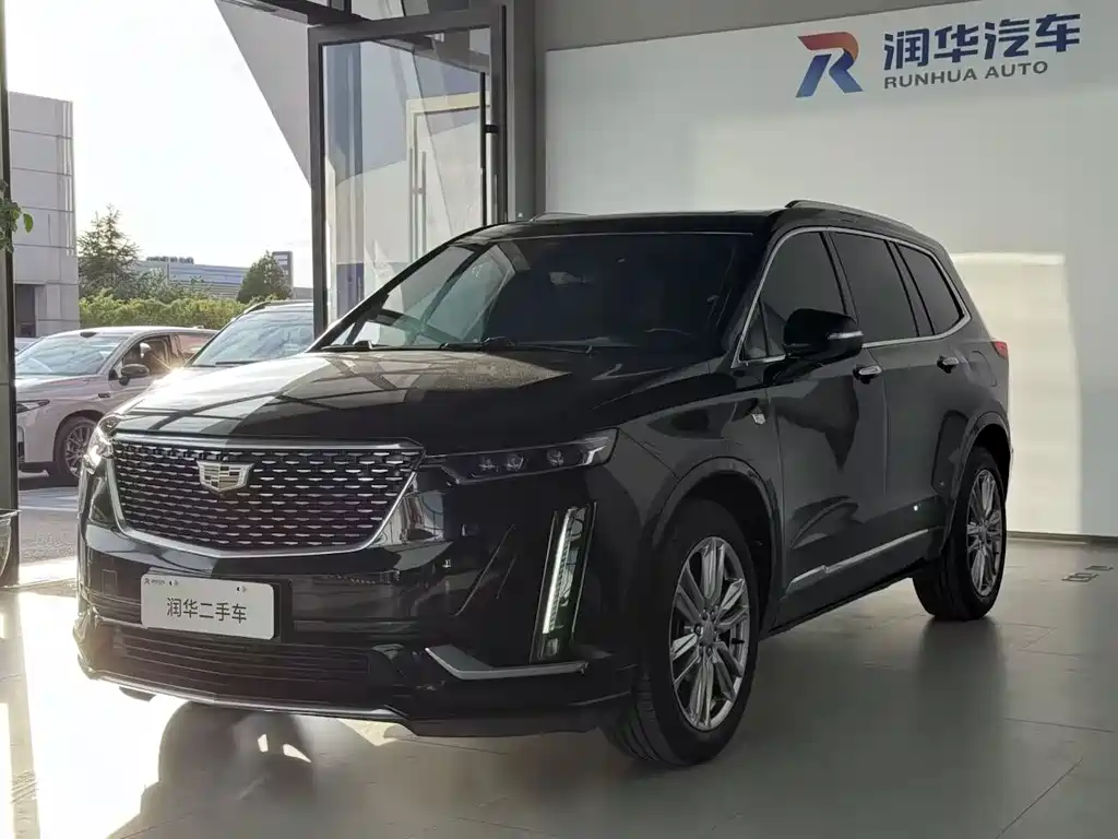 Cadillac XT6