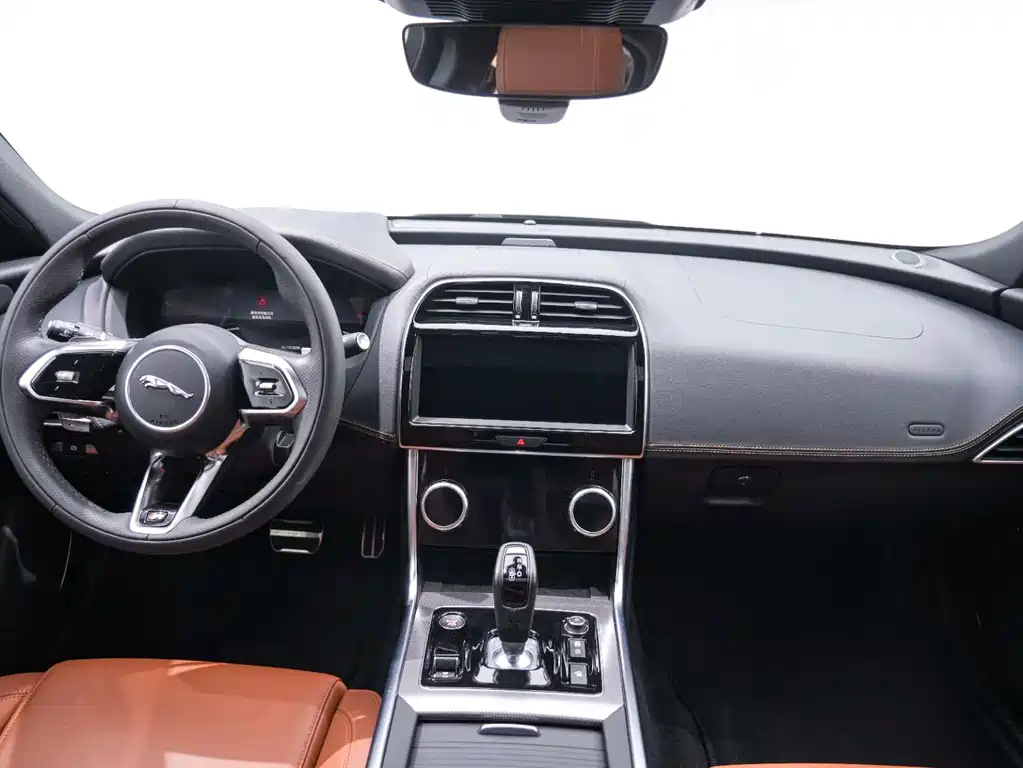 Jaguar XEL — миниатюра 20