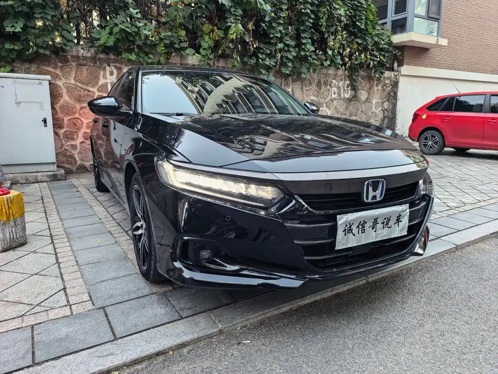 Honda Accord — миниатюра 12