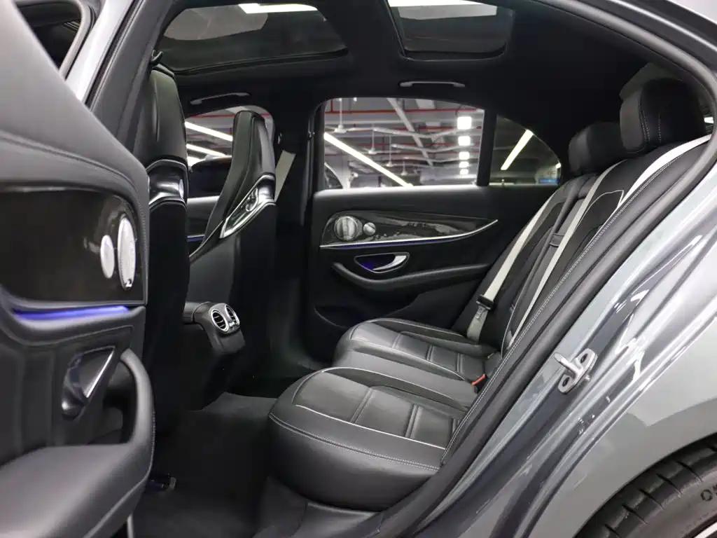 Mercedes-Benz E-Class AMG — миниатюра 25