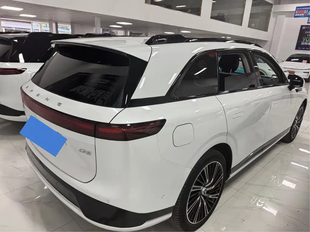 XPeng G9 — миниатюра 12