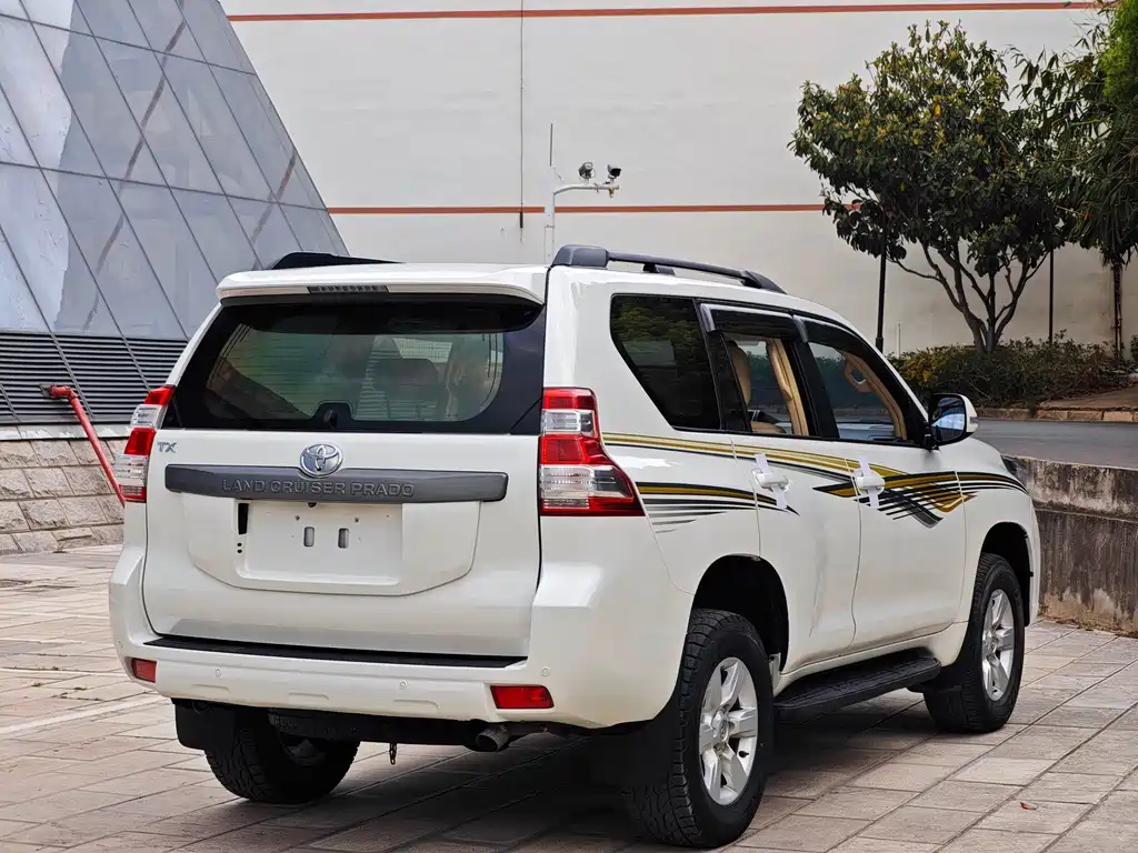 Toyota Land Cruiser Prado 2014 2.7L AT Standard