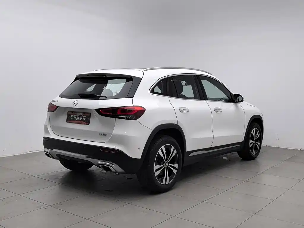 Mercedes-Benz GLA 2022 — фото 2