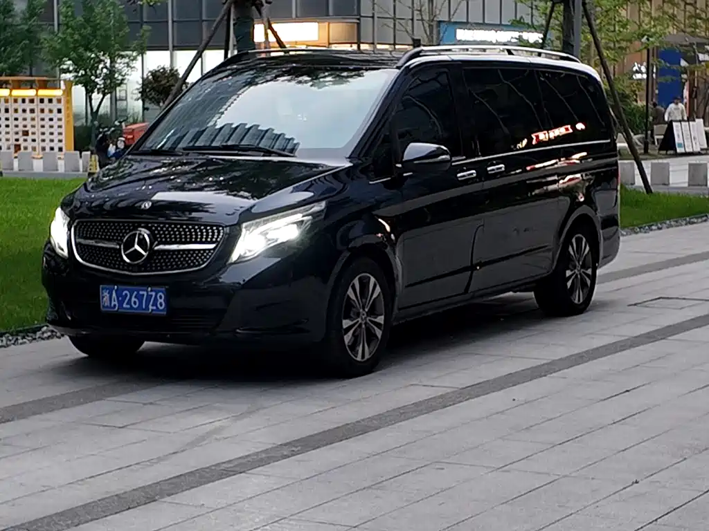 Mercedes-Benz V-Class V 2018 V 260 VI