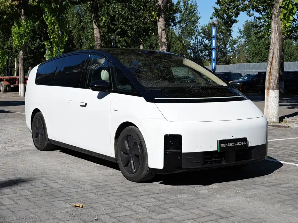 Li Auto Li MEGA — миниатюра 3
