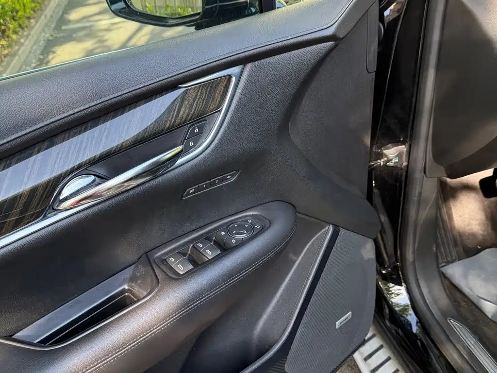 Cadillac XT5 2018 28T Luxury