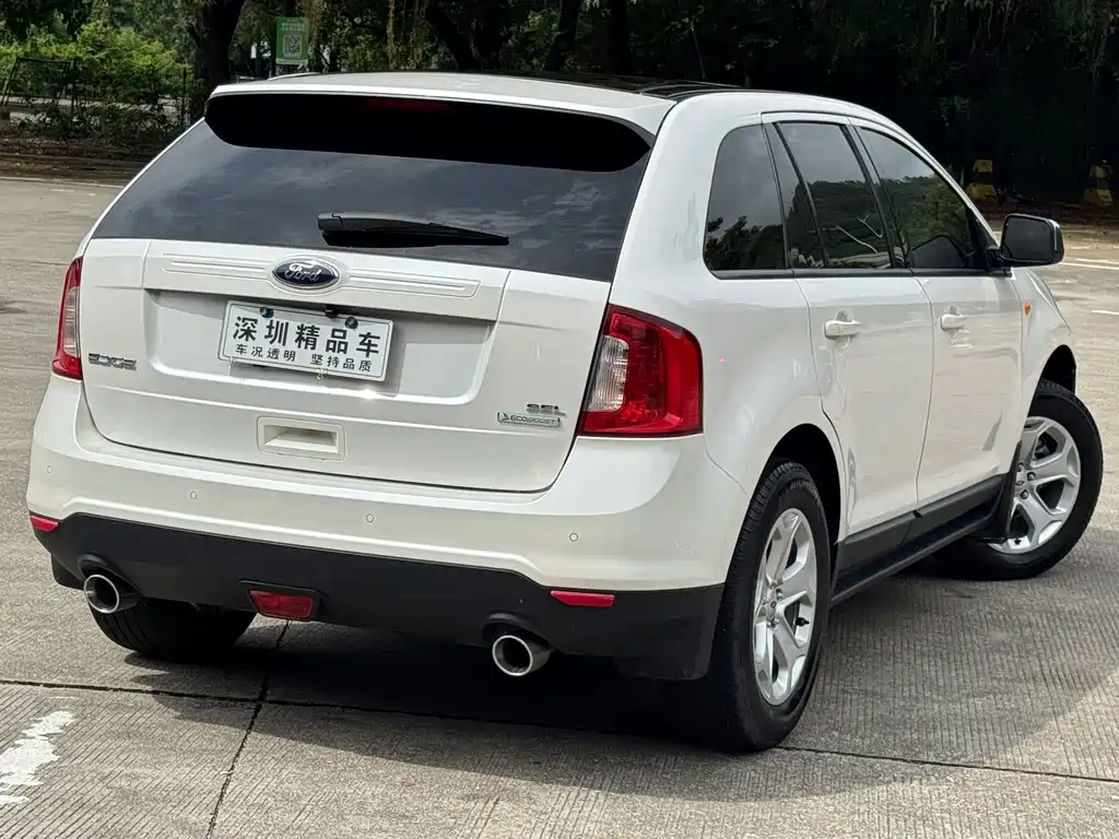 Ford Edge (Import) — миниатюра 6