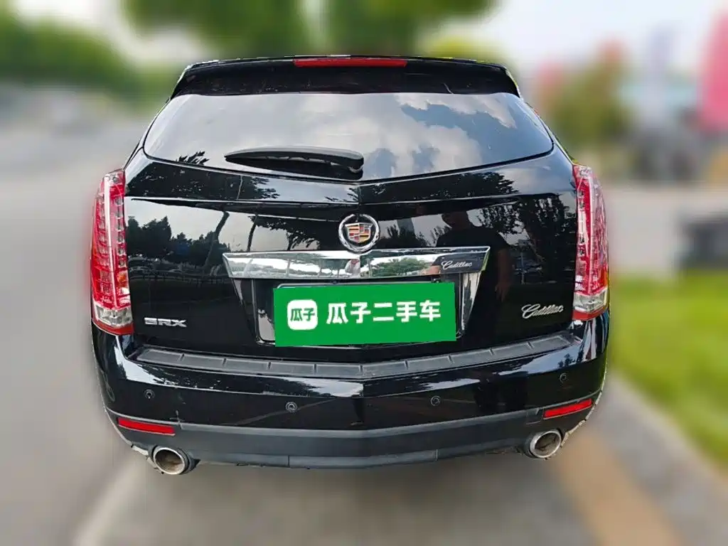 Cadillac SRX — миниатюра 3