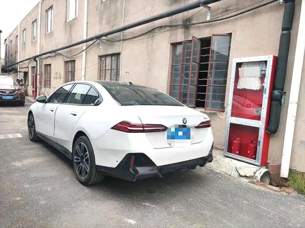 BMW 5 Series 5 2024 525i M Sport
