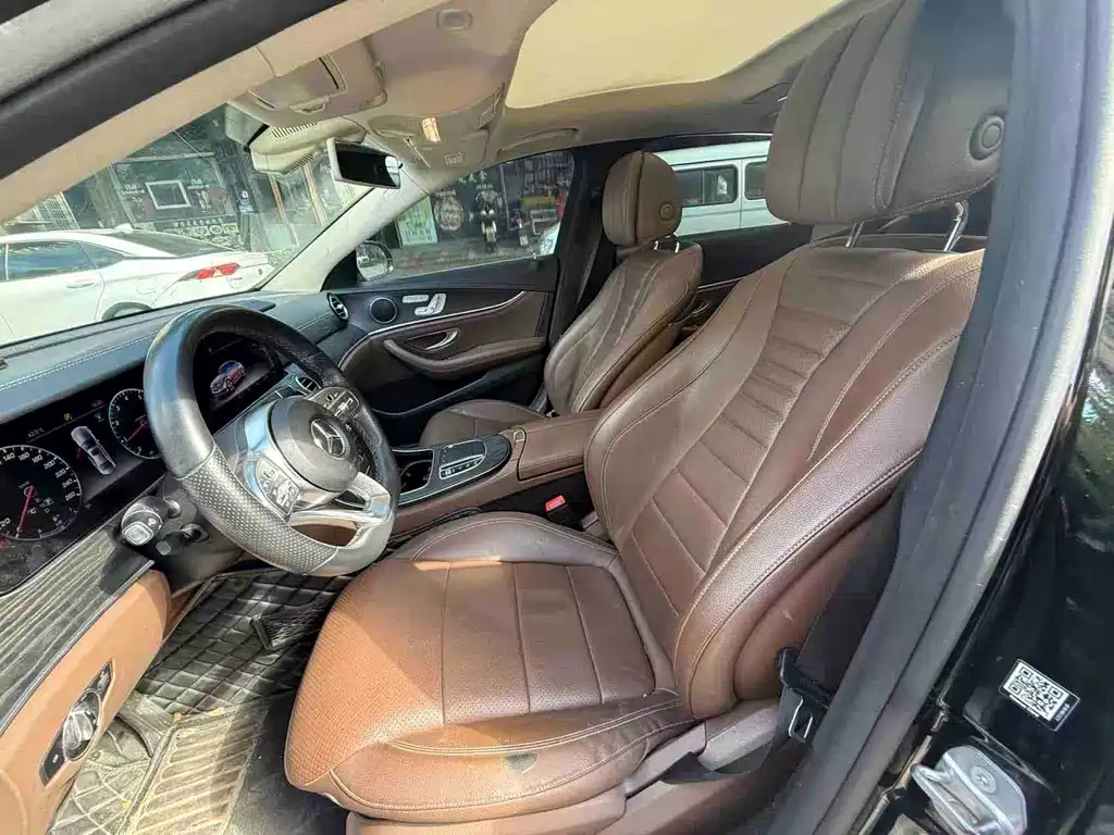 Mercedes-Benz E-Class E 2019 E 300 L Sport Fashion