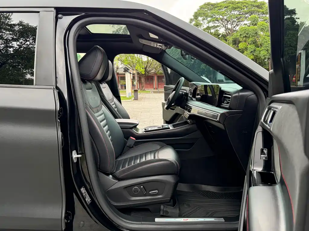 Ford Explorer — миниатюра 15