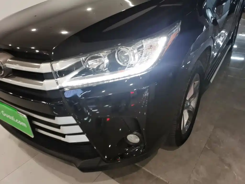 Toyota Highlander — миниатюра 24