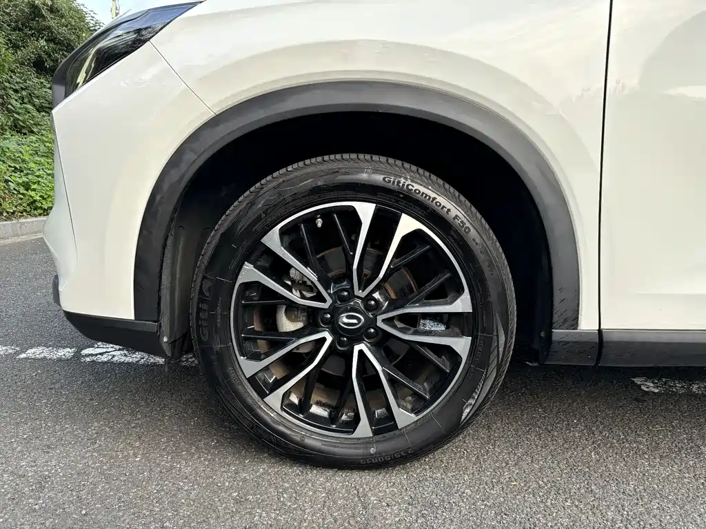 GAC TRUMPCHI GS4 PLUS