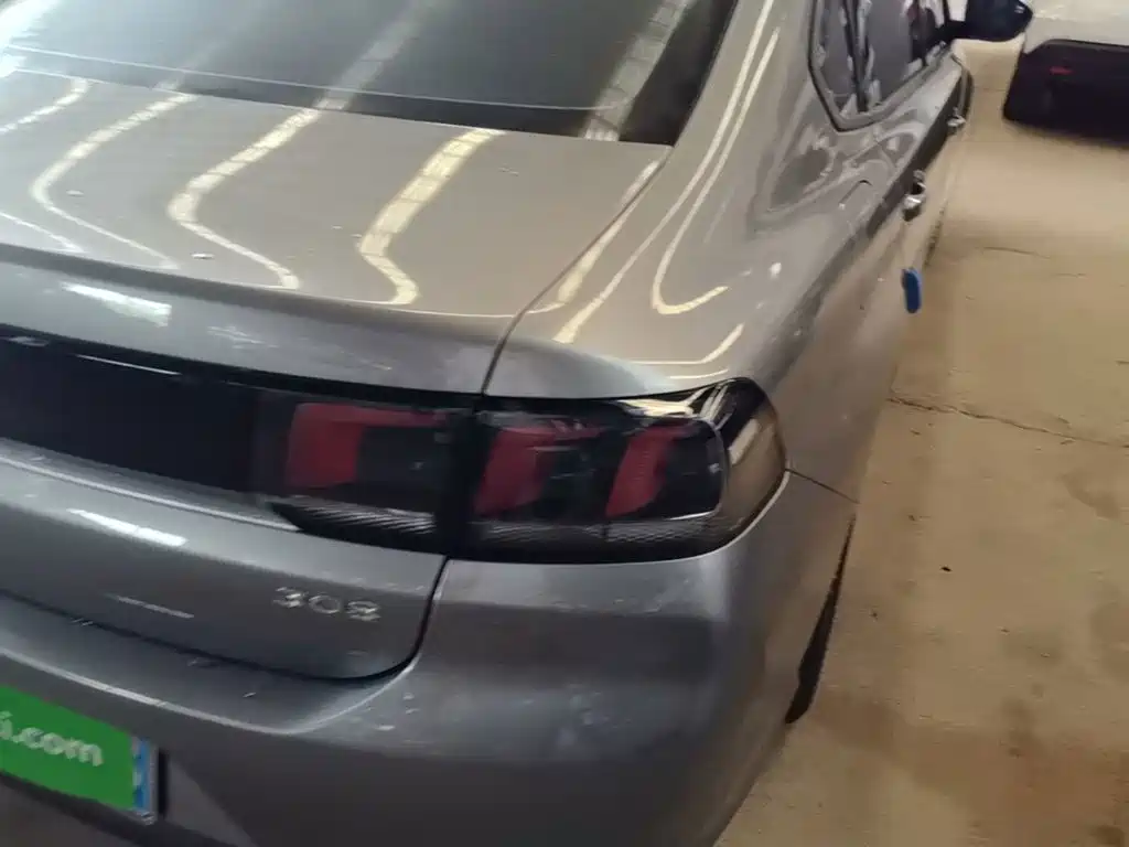 Peugeot 308 — миниатюра 8