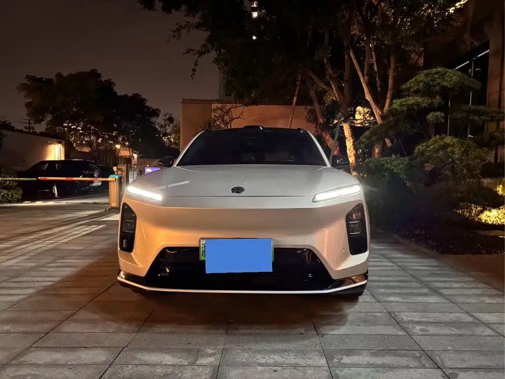 NIO EC6 — миниатюра 2