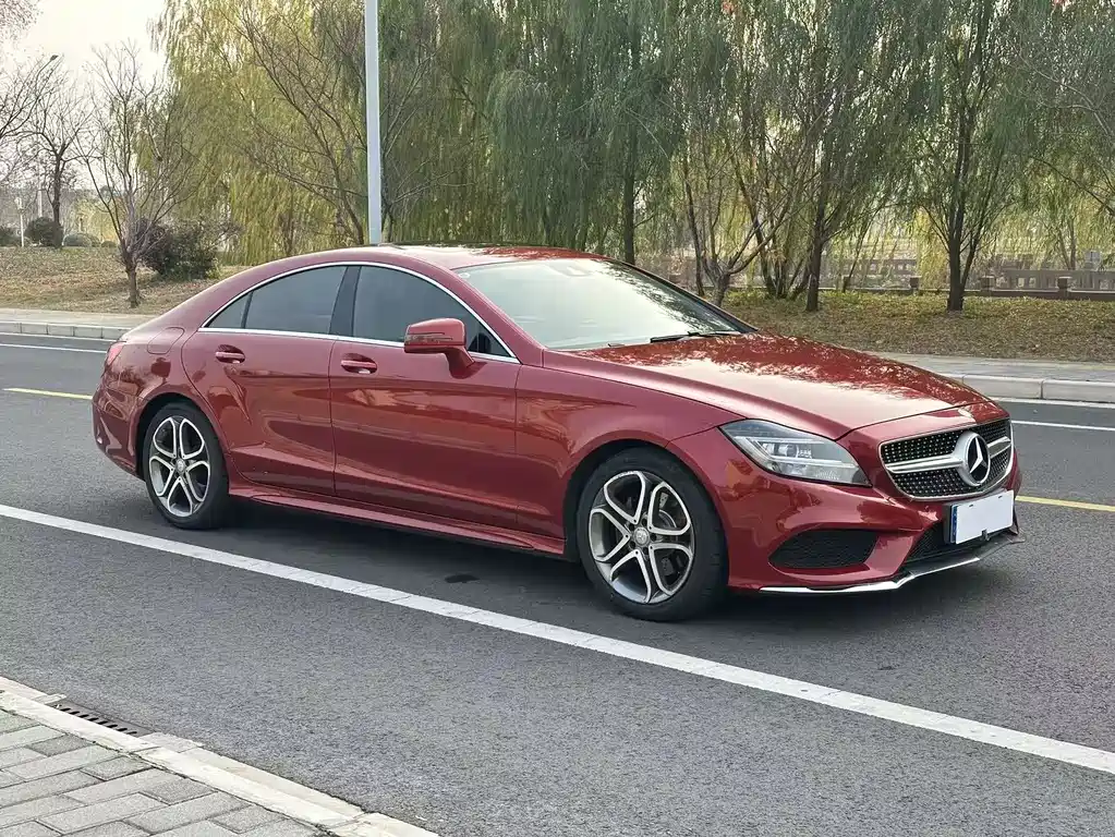 MERCEDES-BENZ CLS