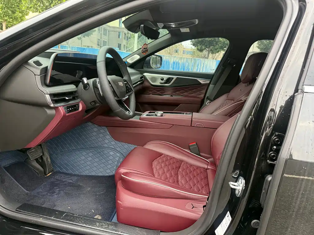 Cadillac CT6 2026 28T Flagship