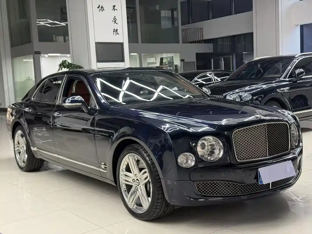 Bentley Mulsanne — миниатюра 19