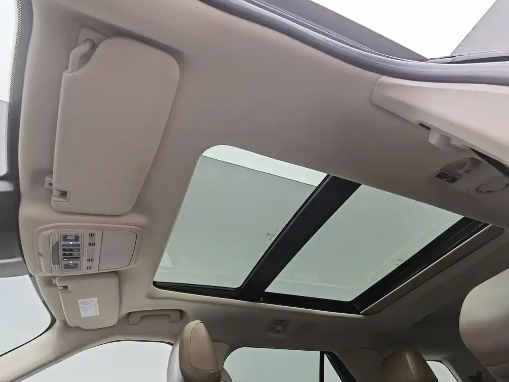 Ford Explorer — миниатюра 14