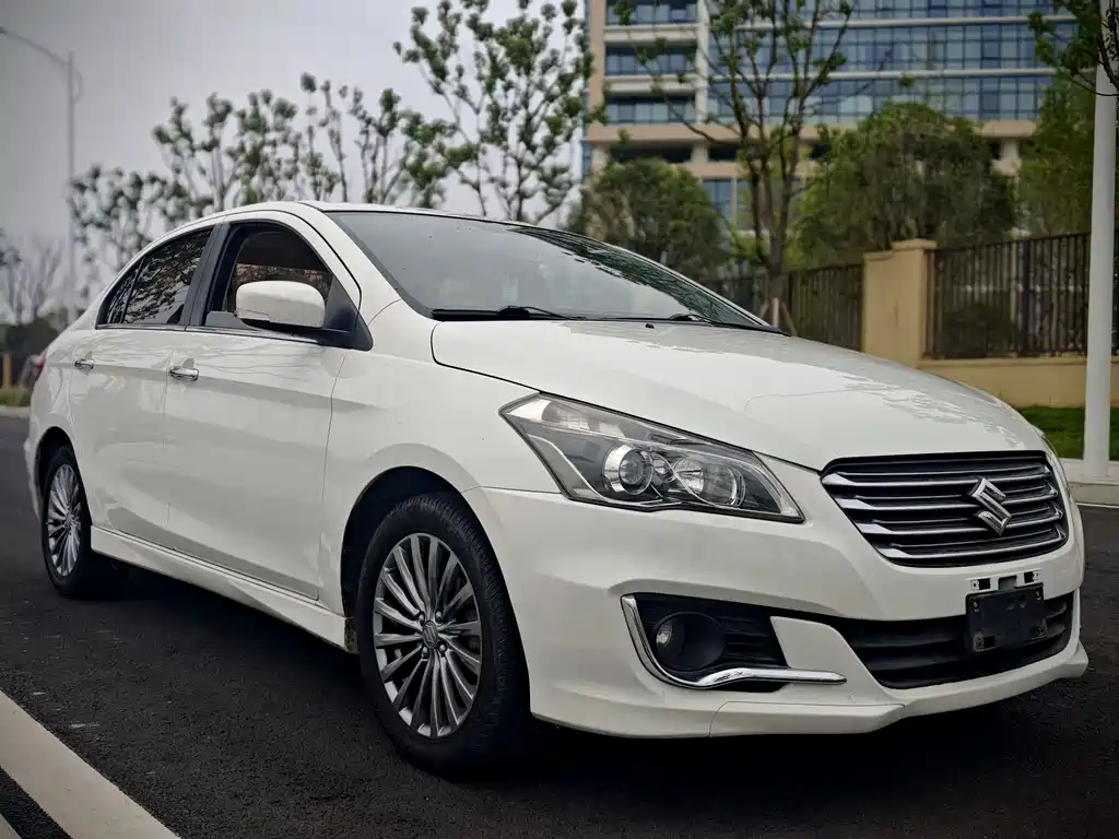 Suzuki Alivio — миниатюра 3