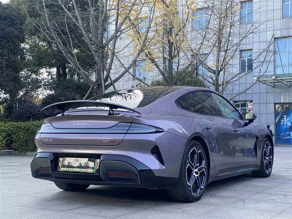 XIAOMI CAR XIAOMI SU7