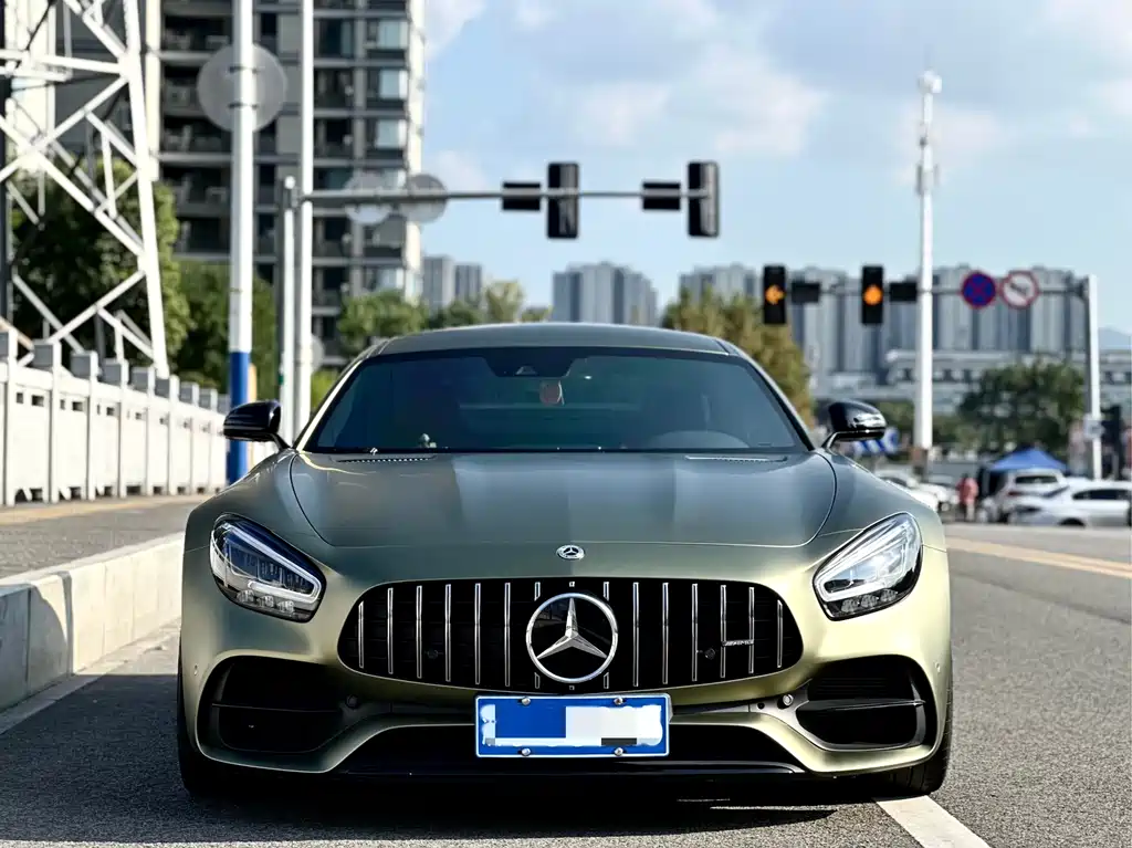 MERCEDES-BENZ AMG GT