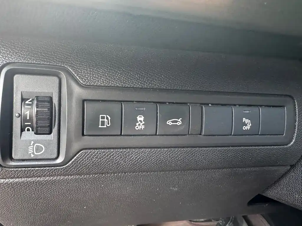 Peugeot 408 — миниатюра 12