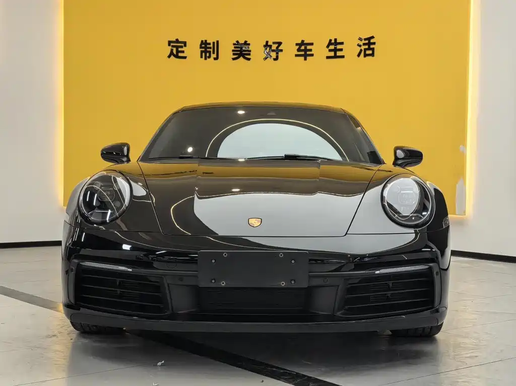 Porsche 911 2023 Carrera 4 3.0T