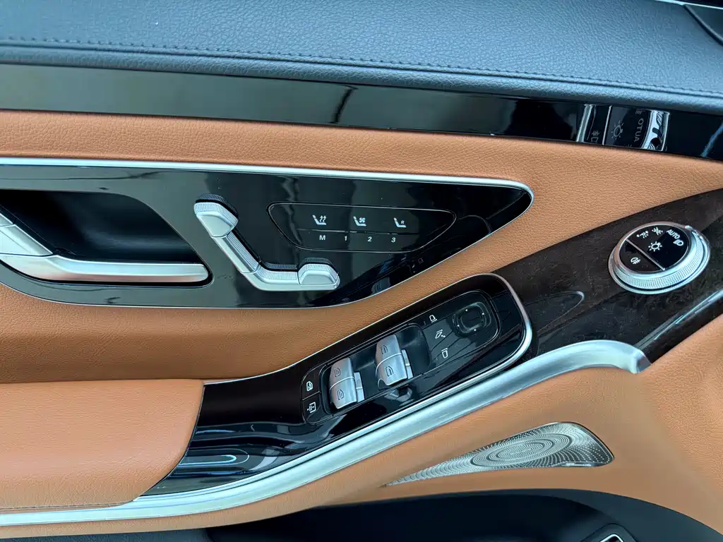 MERCEDES-BENZ S CLASS