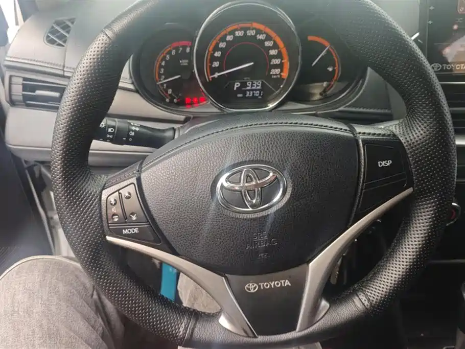 TOYOTA YARIS L ZHIXUAN