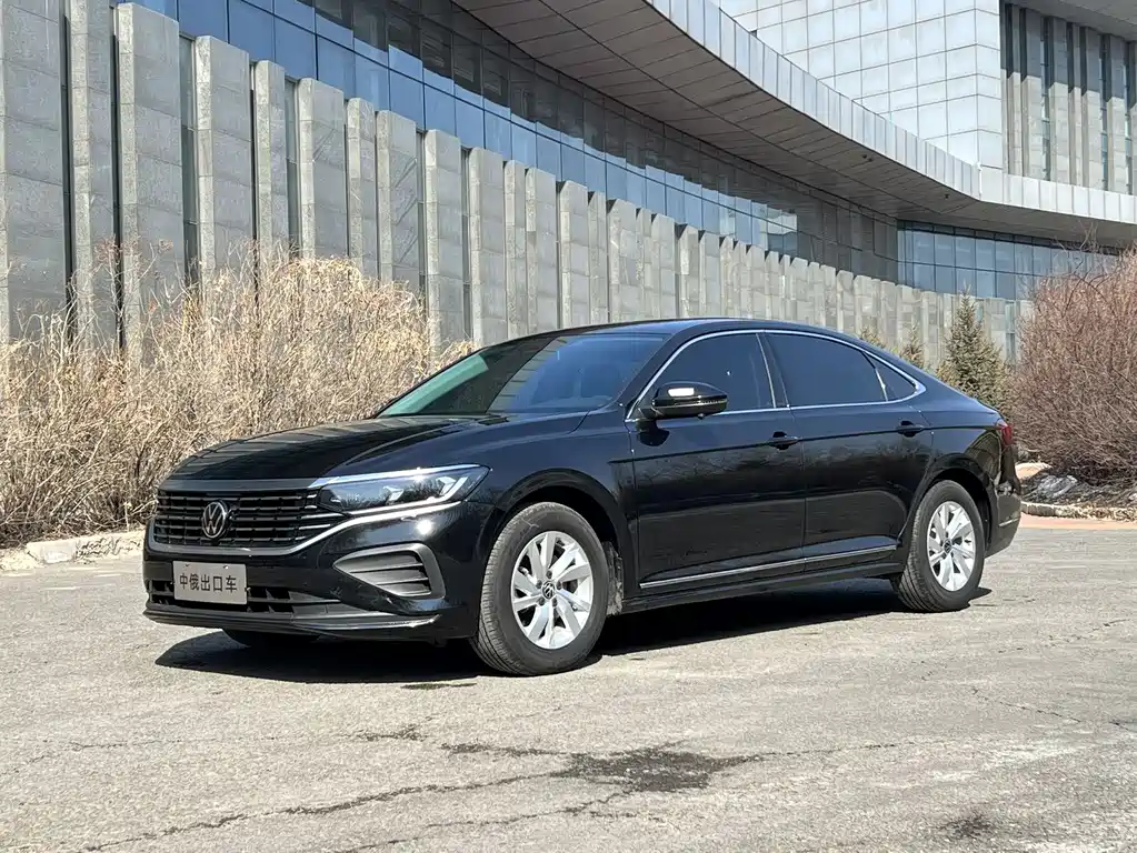 Volkswagen Passat 2023