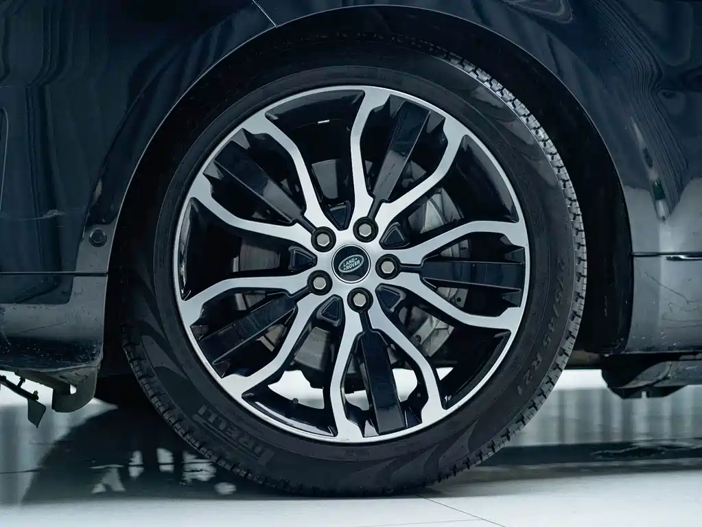 Land Rover Sport — миниатюра 17