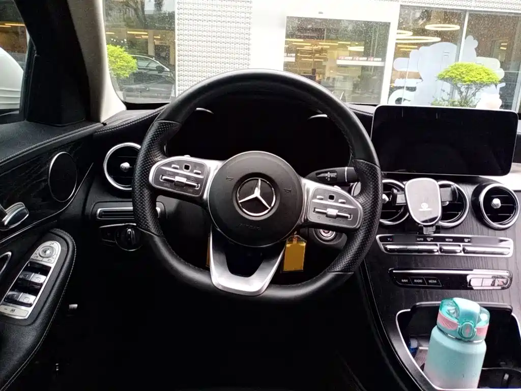 Mercedes-Benz C-Class — миниатюра 3