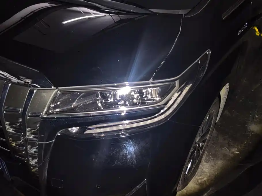 Toyota Alphard 2021 2.5L Luxury