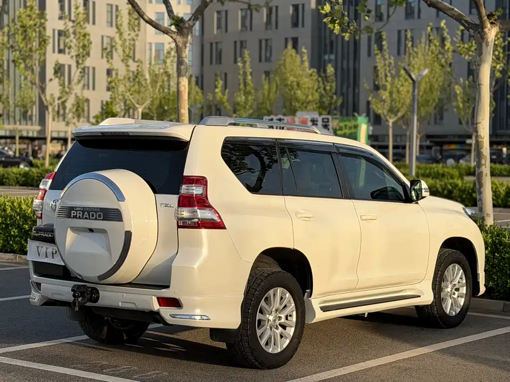 Toyota Land Cruiser Prado 2016 4.0L
