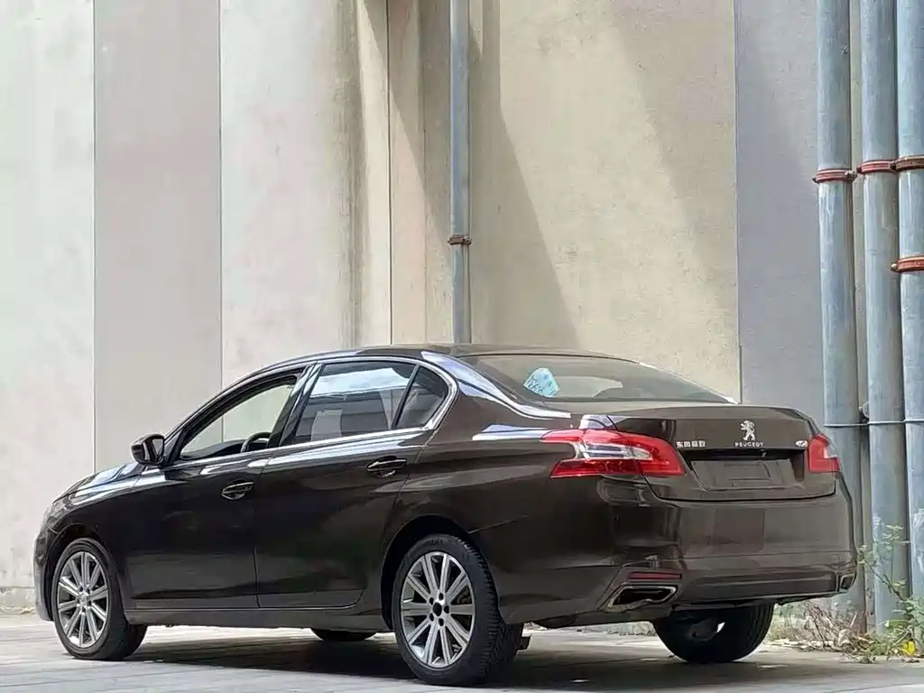 Peugeot 408 — миниатюра 3