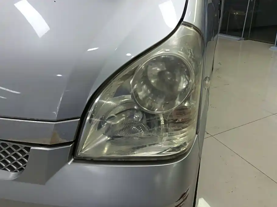 Wuling Rongguang — миниатюра 5