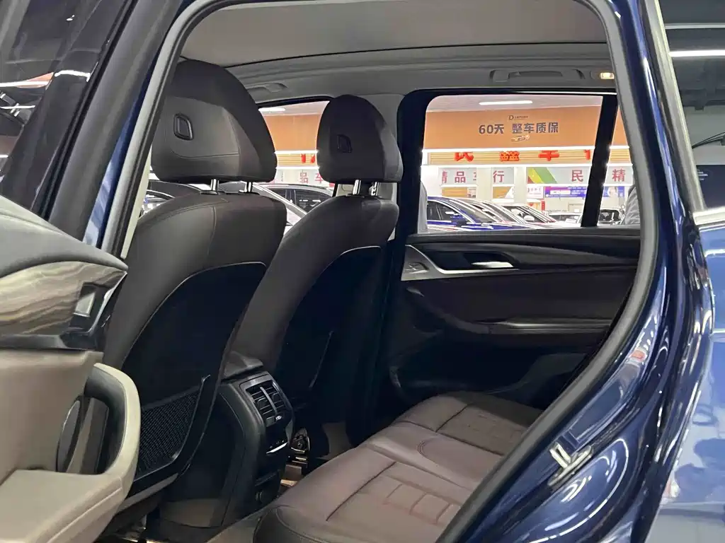BMW X3 — миниатюра 4