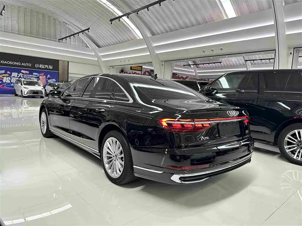 Audi A8 2023 A8L 45 TFSI quattro Luxury