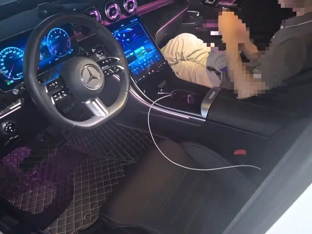 Mercedes-Benz C-Class — миниатюра 14