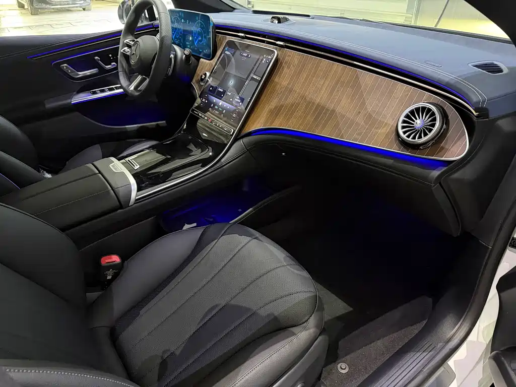 Mercedes-Benz EQE — миниатюра 14