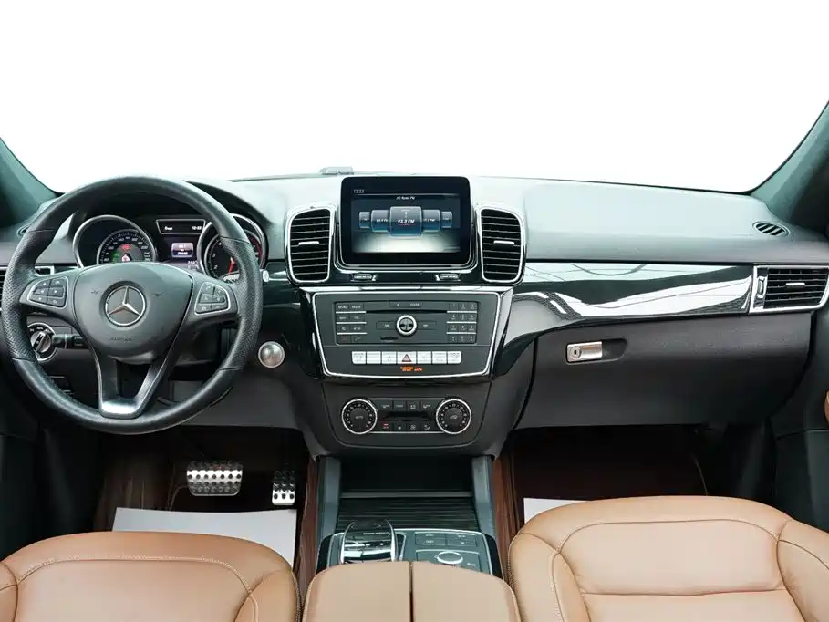 Mercedes-Benz GLE — миниатюра 15