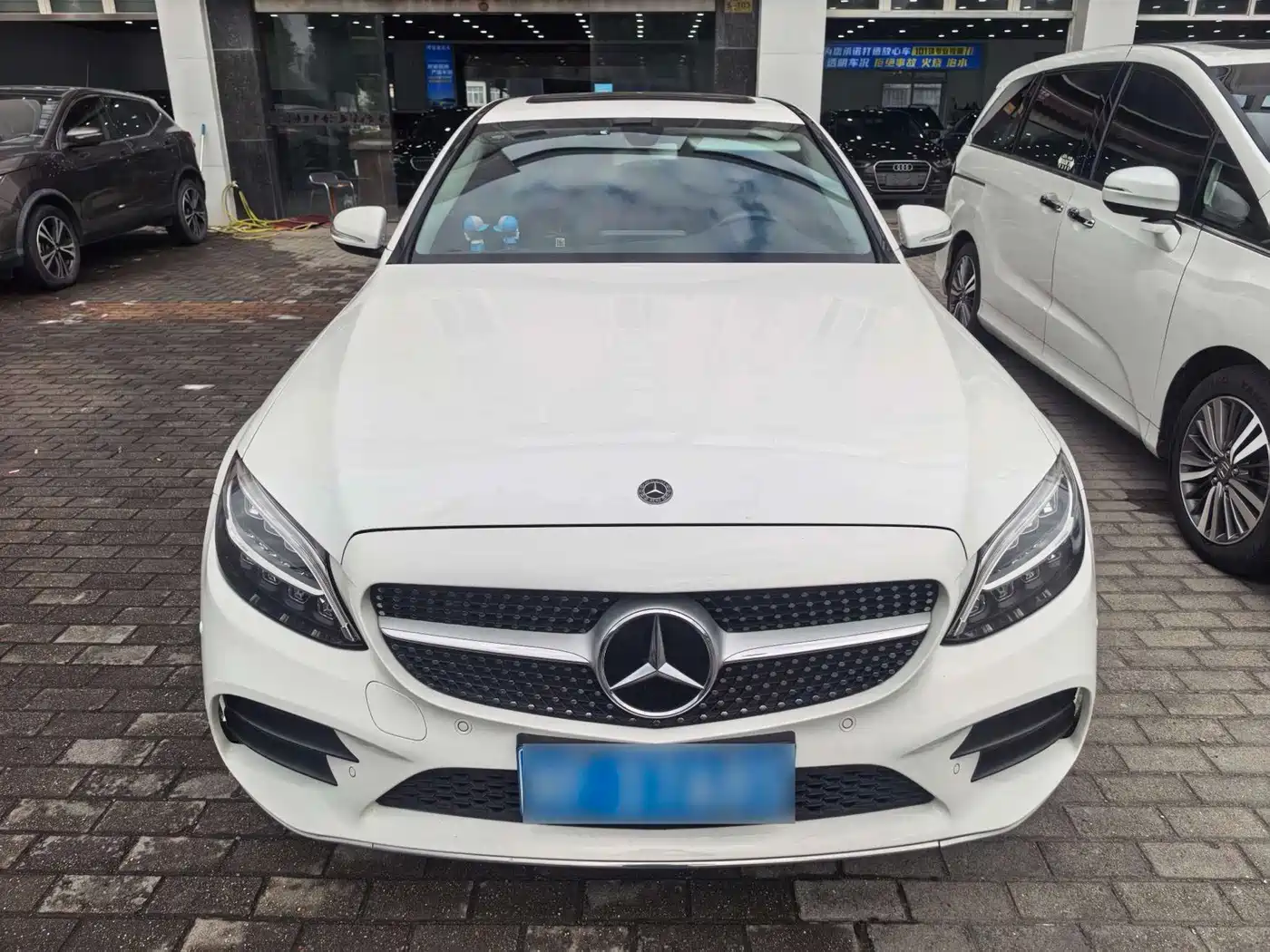 Mercedes-Benz C-Class