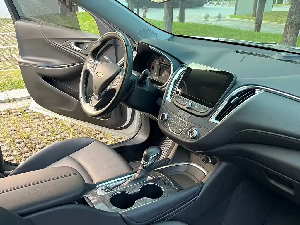 Chevrolet Malibu XL — миниатюра 14