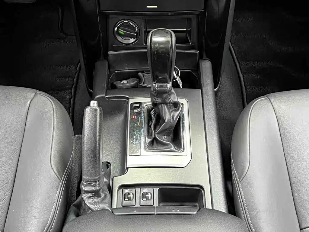 Toyota Prado — миниатюра 22