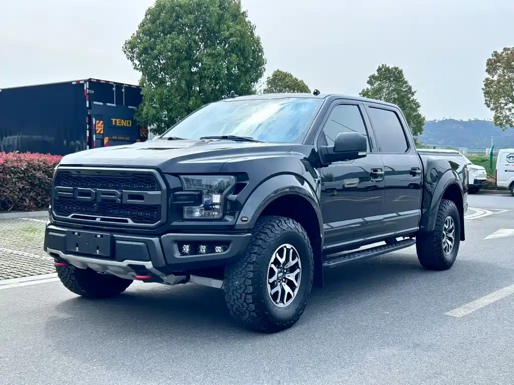 Ford F-150 Raptor 2020