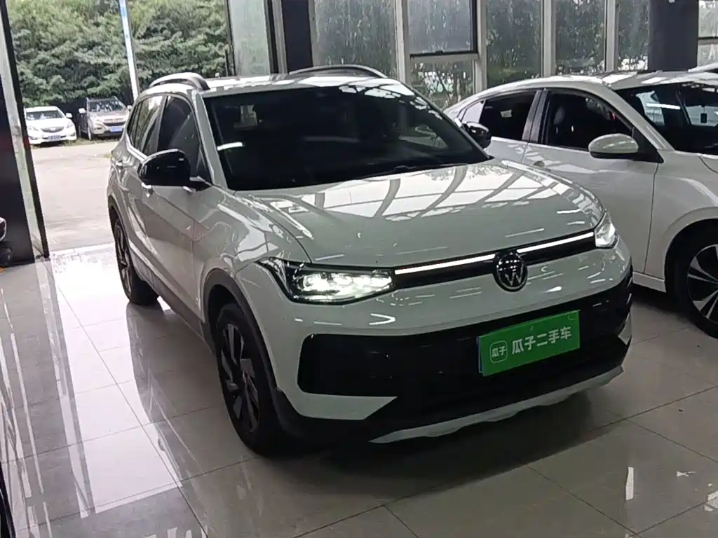 Volkswagen Tharu — миниатюра 4