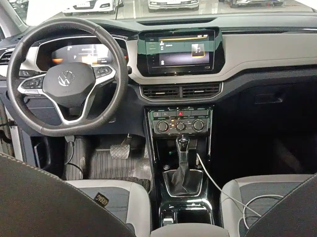 Volkswagen Tharu — миниатюра 10