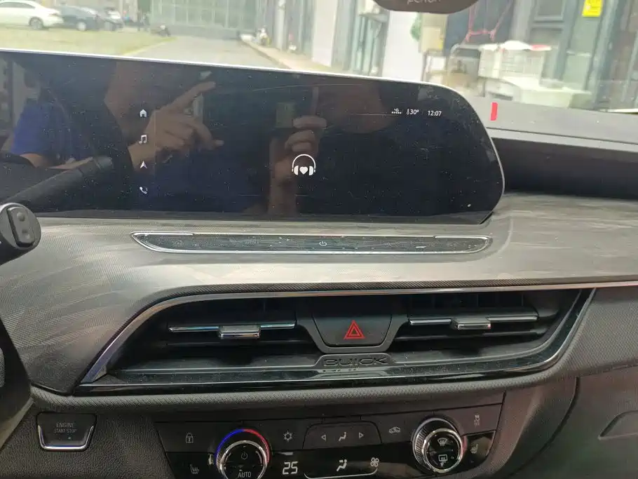 Buick GL6 — миниатюра 13